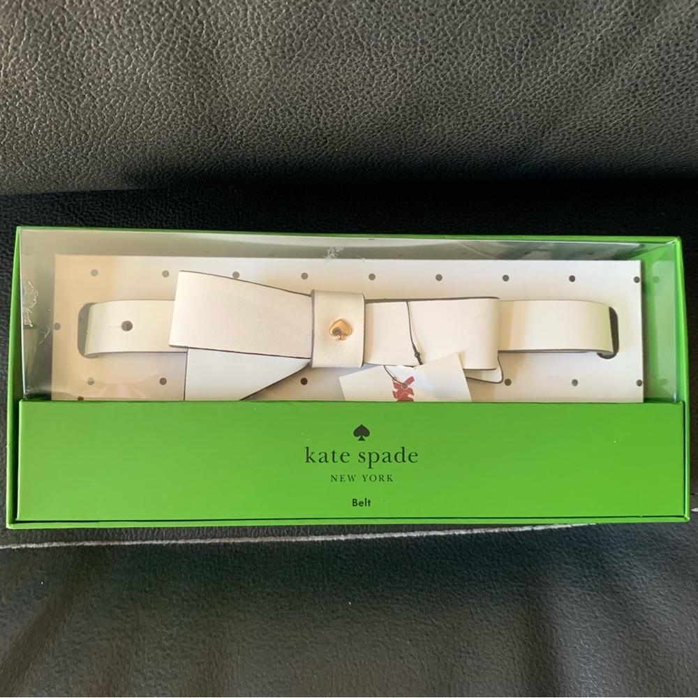KATE SPADE Adjustible Bow Leather Belt Size S/M White 3/4" Width - Picture 2 of 2